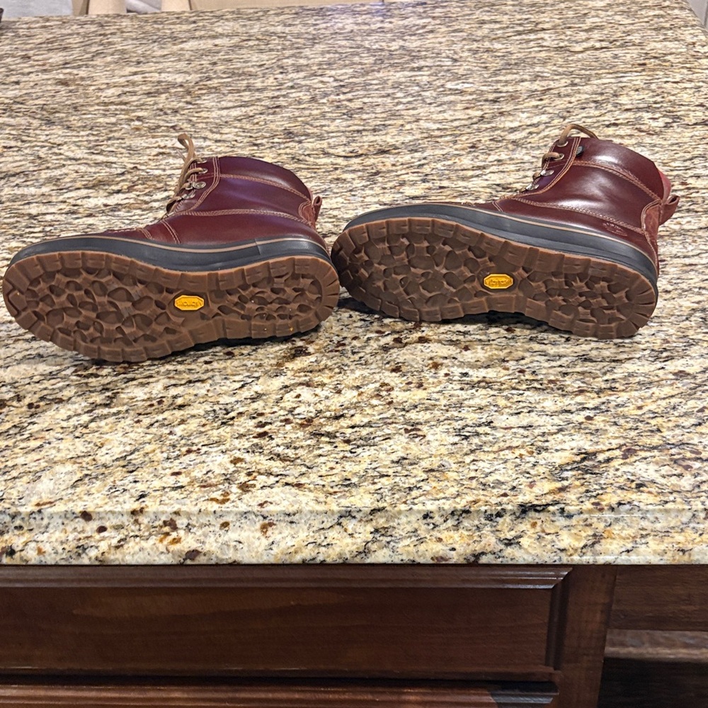 Pendleton waterproof Brown Leather Men's Boots - Picture 3 of 8